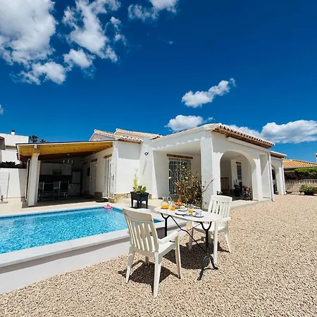 Buena Vida Villa *